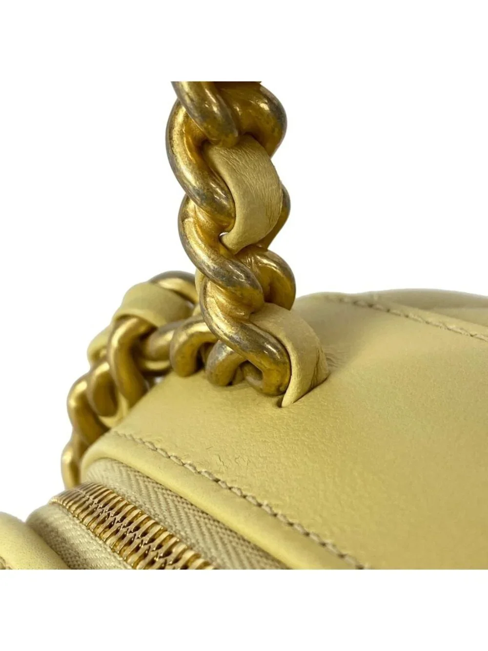 Chanel Shoulder Bag Quilted Light Yellow Lambskin